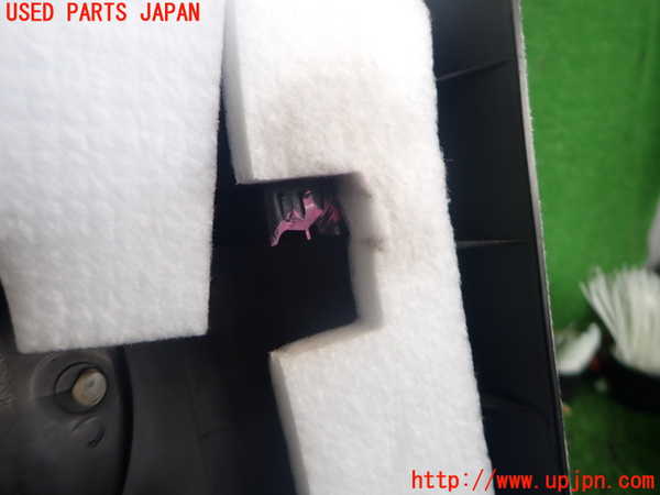 2UPJ-9241291294]リンカーン・ナビゲーター(型式不明)右後ドア内張り 中古_4