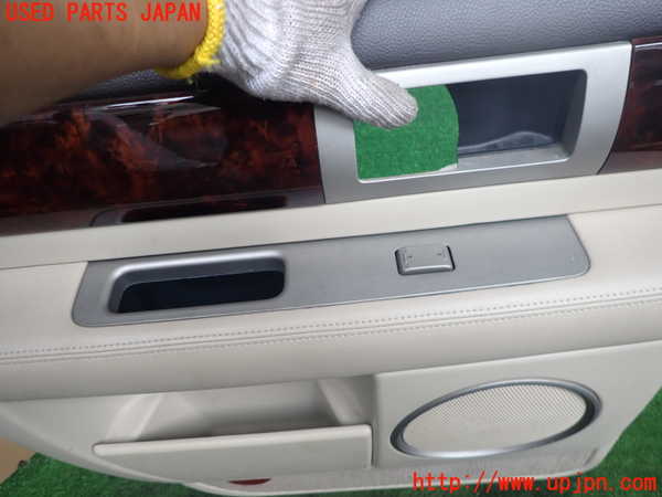 2UPJ-9241291324]リンカーン・ナビゲーター(型式不明)左後ドア内張り 中古_2