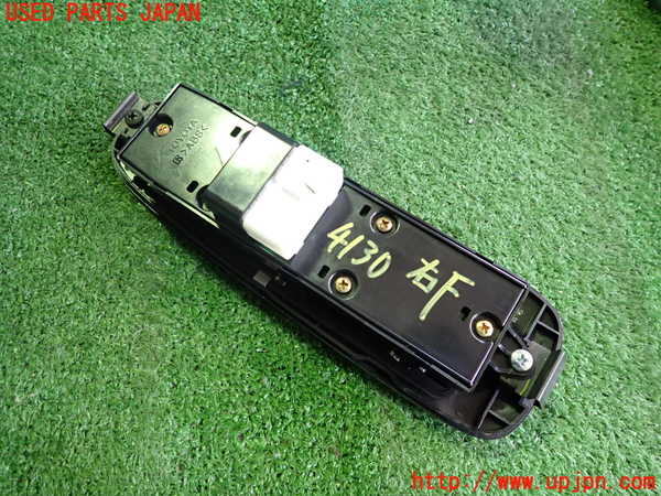 2UPJ-9241306240]セルシオ(UCF21)右前パワーウィンドウスイッチ 中古_2