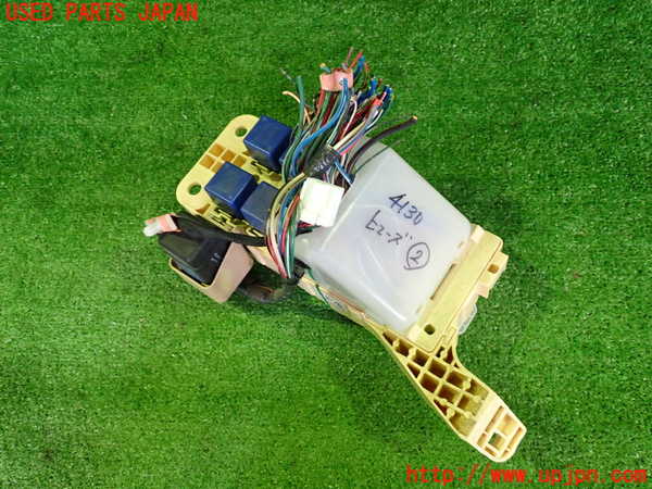2UPJ-9241306742]セルシオ(UCF21)ヒューズボックス2(室内運転席側) 中古_2