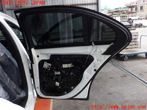 2UPJ-9241311290]ベンツ E200 W213(213042C)右後ドア 中古 AGC 43R-00128_4