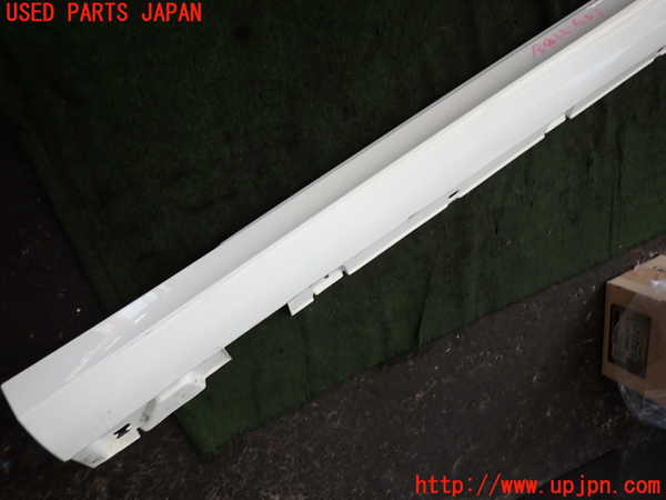 2UPJ-9241311392]ベンツ E200 W213(213042C)左サイドステップ 中古_2