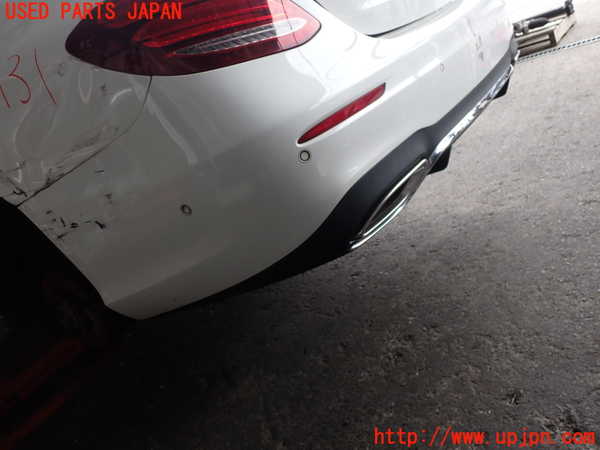 2UPJ-9241311610]ベンツ E200 W213(213042C)リアバンパー 中古_3