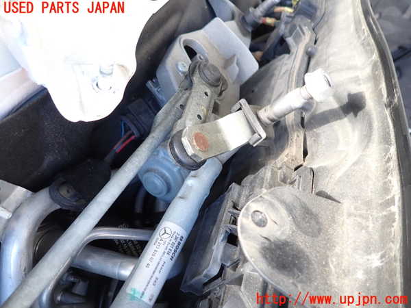 2UPJ-9241316770]ベンツ E200 W213(213042C)フロントワイパーモーター 中古_2