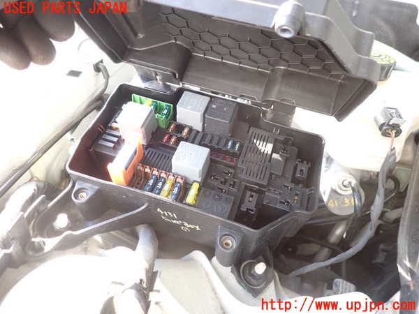 2UPJ-9241316741]ベンツ E200 W213(213042C)ヒューズボックス1(EGルーム内運転席側) 中古_2