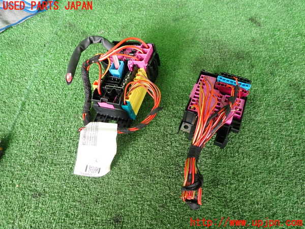 2UPJ-9241316742]ベンツ E200 W213(213042C)ヒューズボックス2(室内) 中古_2