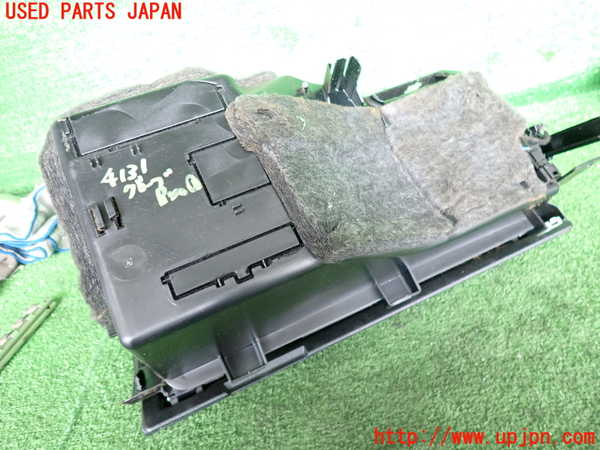 2UPJ-9241317516]ベンツ E200 W213(213042C)グローブボックス1 中古_4