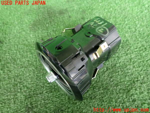 2UPJ-9241317527]ベンツ E200 W213(213042C)エアコン吹き出し口2(右) 中古_2