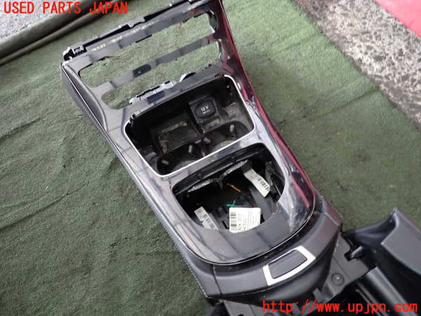 2UPJ-9241317540]ベンツ E200 W213(213042C)センターコンソール 中古_3