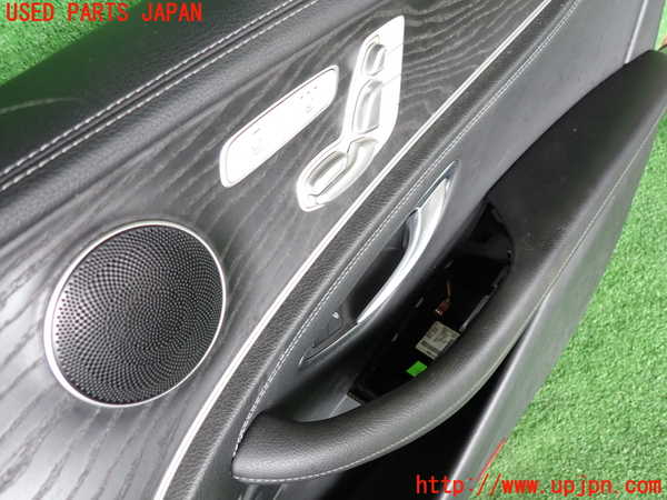 2UPJ-9241311234]ベンツ E200 W213(213042C)右前ドア内張り 中古_2