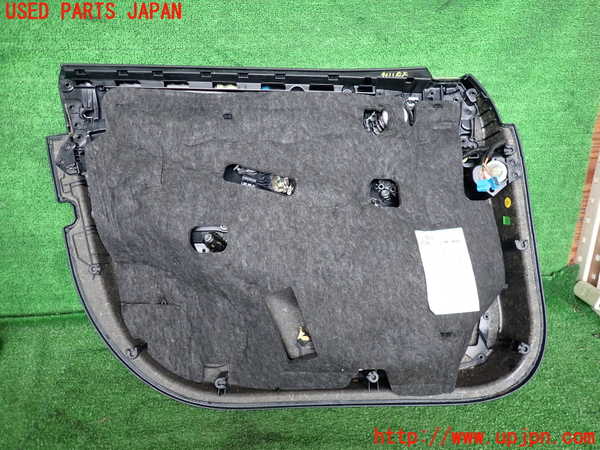 2UPJ-9241311234]ベンツ E200 W213(213042C)右前ドア内張り 中古_3