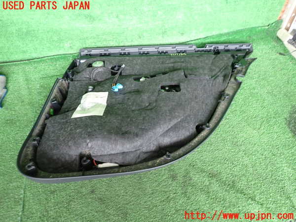 2UPJ-9241311324]ベンツ E200 W213(213042C)左後ドア内張り 中古_3