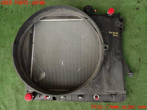 2UPJ-9241322321]ハマーH3(型式不明)ラジエーター1 中古_3