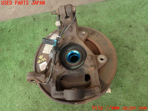 2UPJ-9241324290]ハマーH3(型式不明)右フロントナックルハブ 中古_2