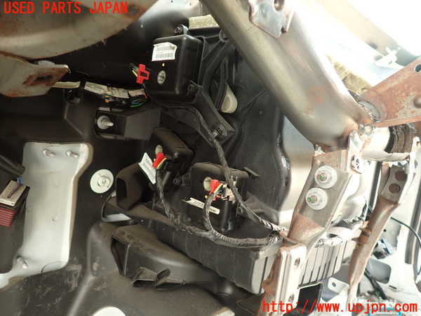 2UPJ-9241326081]ハマーH3(型式不明)エバポレーター1 中古_2