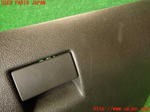 2UPJ-9241327516]ハマーH3(型式不明)グローブボックス1 中古_3
