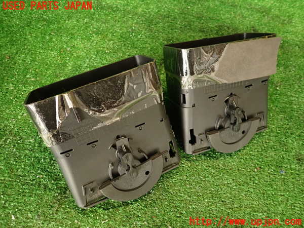 2UPJ-9241327526]ハマーH3(型式不明)エアコン吹き出し口1 中古 (真中)_5