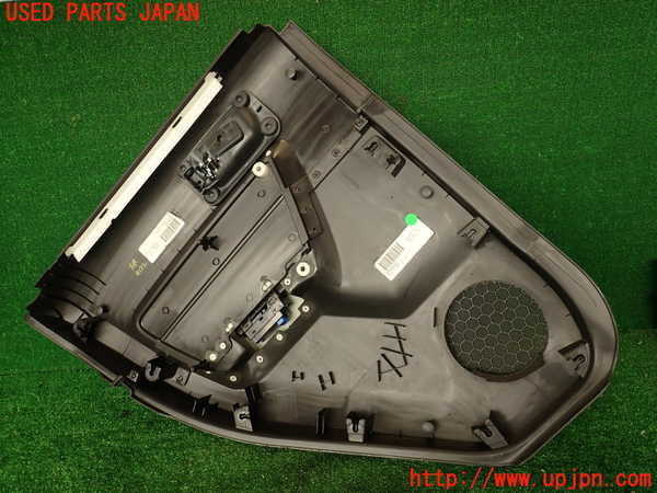 2UPJ-9241321294]ハマーH3(型式不明)右後ドア内張り 中古_4