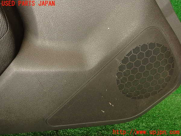 2UPJ-9241321324]ハマーH3(型式不明)左後ドア内張り 中古_2