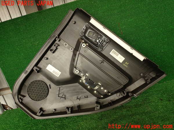 2UPJ-9241321324]ハマーH3(型式不明)左後ドア内張り 中古_4