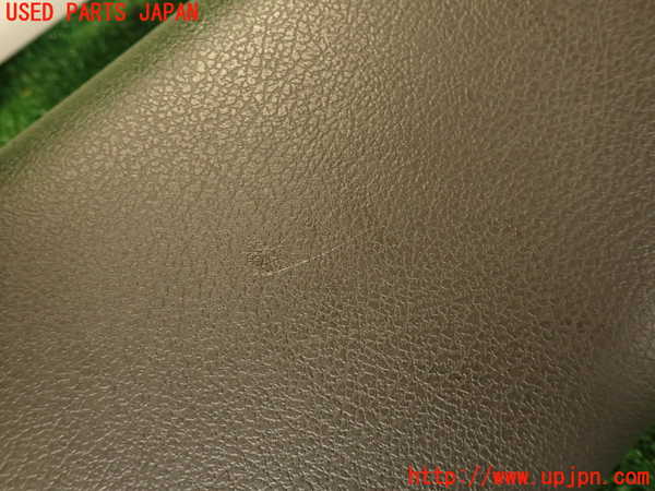 2UPJ-9241327665]ハマーH3(型式不明)右センターピラートリム 中古_2