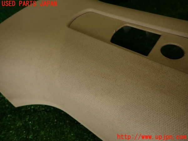 2UPJ-9241327665]ハマーH3(型式不明)右センターピラートリム 中古_4