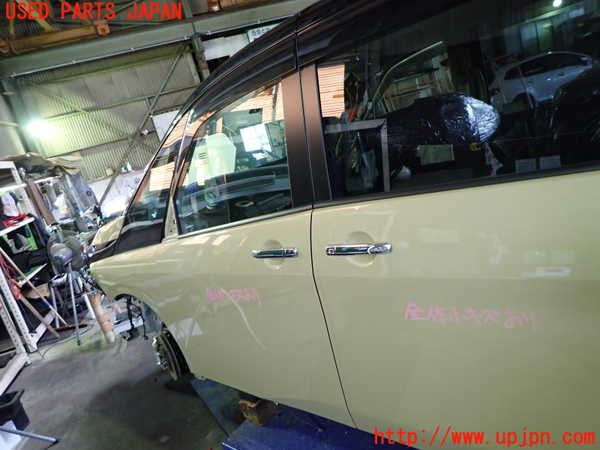 1UPJ-9241331260]セレナ e-POWER(GFC28)左前ドア 中古(43R-00033 M2H3)_3