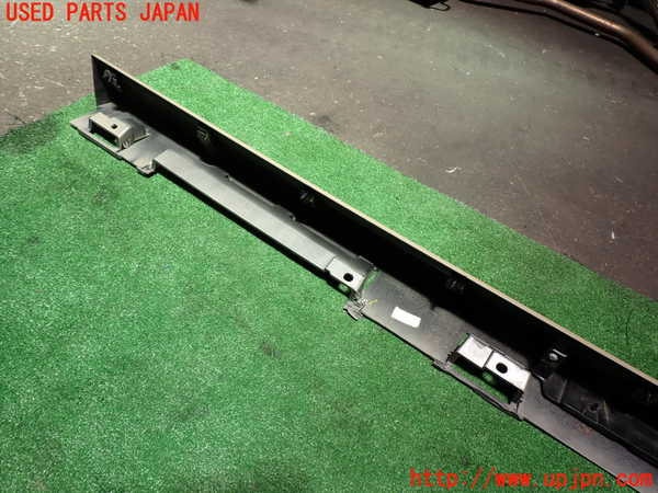 1UPJ-9241331392]セレナ e-POWER(GFC28)左サイドステップ 中古_5