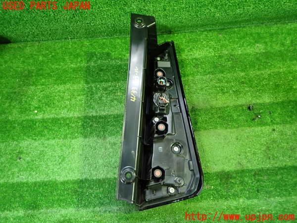 1UPJ-9241331536]セレナ e-POWER(GFC28)左テールランプ 中古_2