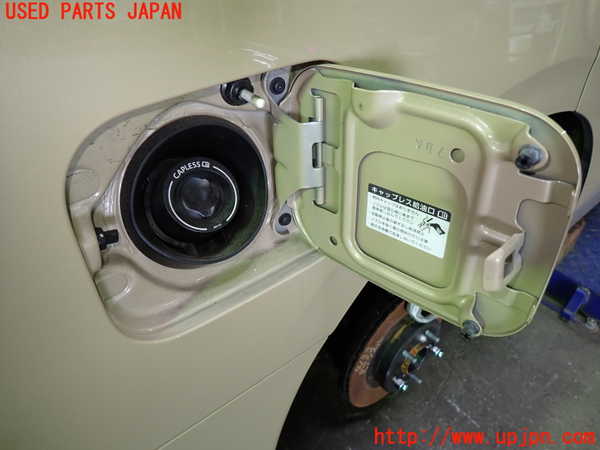 1UPJ-9241331690]セレナ e-POWER(GFC28)フューエルリッド 中古_2