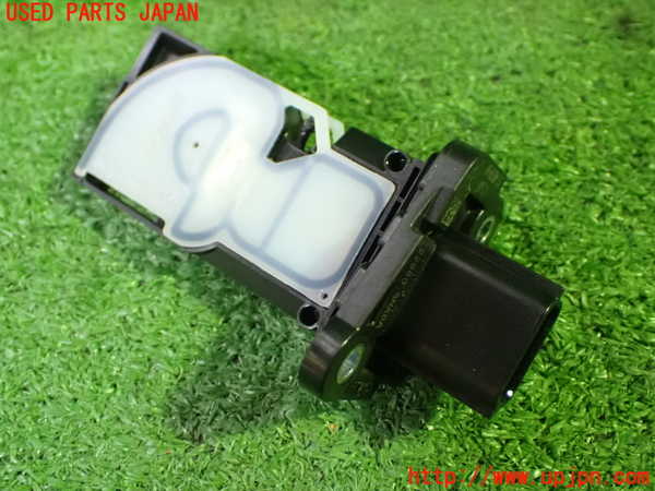 1UPJ-9241336320]セレナ e-POWER(GFC28)エアフロメーター 中古_2