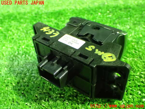 1UPJ-9241336309]セレナ e-POWER(GFC28)スイッチ4 (AUTO HOLD、電動パーキングブレーキ) 中古_2