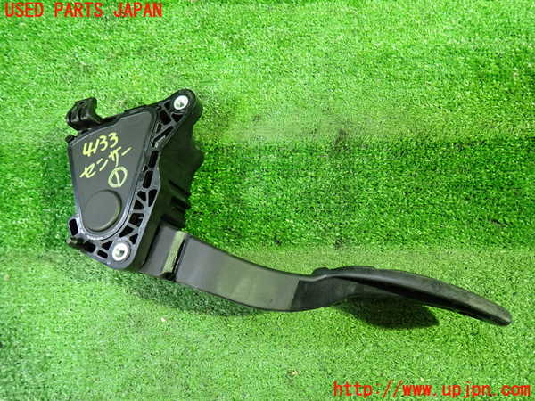 1UPJ-9241336381]セレナ e-POWER(GFC28)センサー1 中古_3