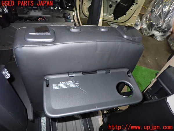 1UPJ-9241337145]セレナ e-POWER(GFC28)右2列目シート 中古_5