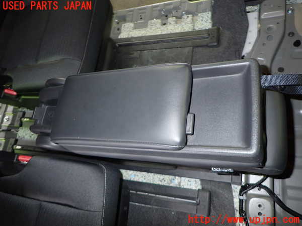 1UPJ-9241337465]セレナ e-POWER(GFC28)補助席 中古_4