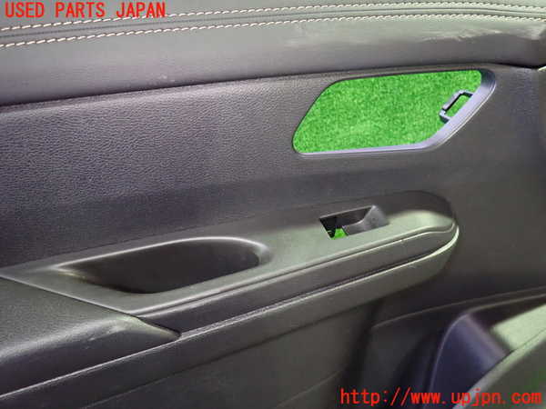 1UPJ-9241331264]セレナ e-POWER(GFC28)左前ドア内張り 中古_2