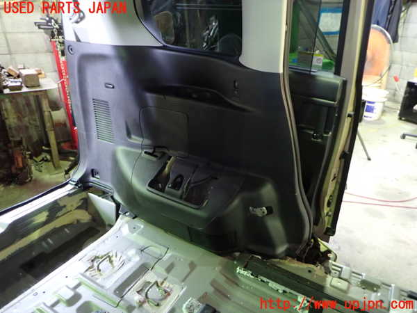 1UPJ-9241337680]セレナ e-POWER(GFC28)左リアピラートリム 中古_4
