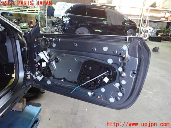 1UPJ-9241341230]ベンツ E200 クーペ(238342C)(C238)右ドア 中古(43R-00050 M62)_4