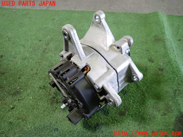 1UPJ-9241346015]ベンツ E200 クーペ(238342C)(C238)オルタネーター(ダイナモ) 中古_4