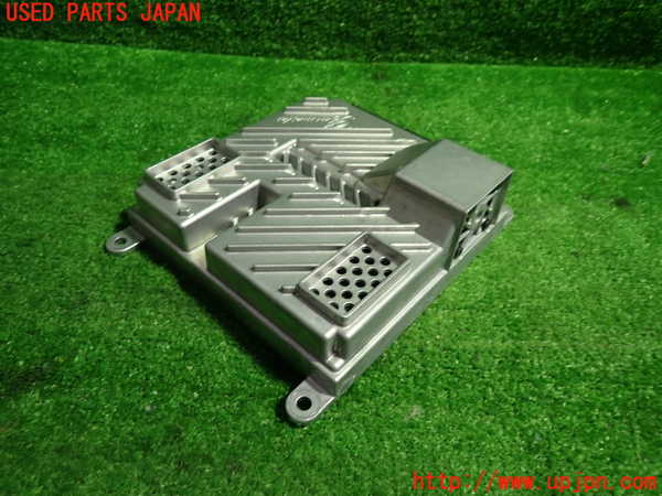 1UPJ-9241346525]ベンツ E200 クーペ(238342C)(C238)アンプ 中古_2
