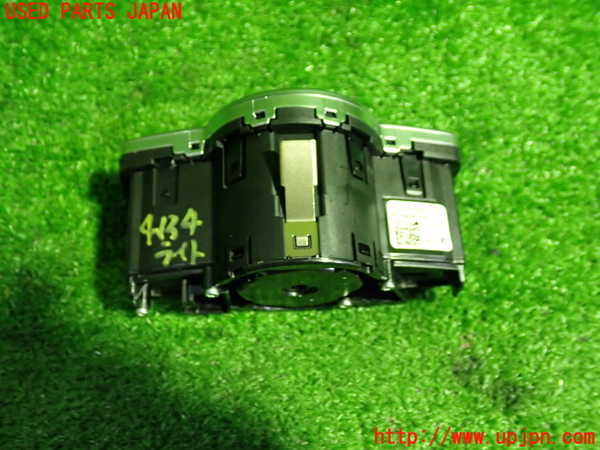 1UPJ-9241346285]ベンツ E200 クーペ(238342C)(C238)ライトスイッチ 中古_4