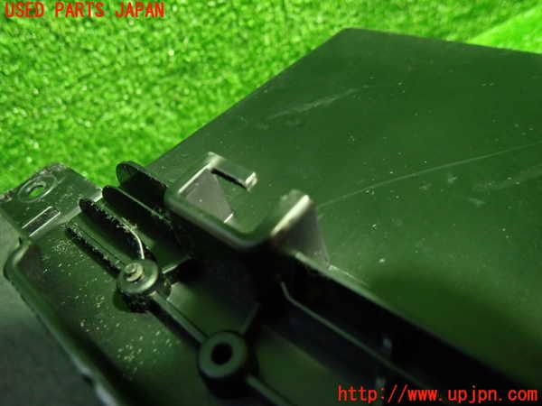 1UPJ-9241347516]ベンツ E200 クーペ(238342C)(C238)グローブボックス1 中古_5