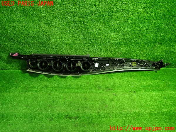 1UPJ-9241347528]ベンツ E200 クーペ(238342C)(C238)エアコン吹き出し口3 (真中) 中古_4