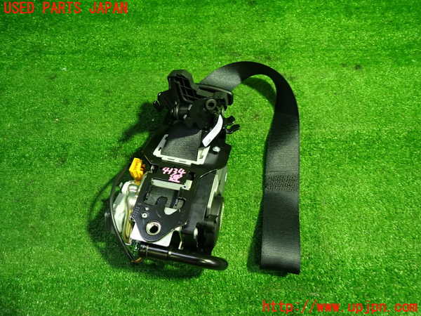 1UPJ-9241347045]ベンツ E200 クーペ(238342C)(C238)運転席シートベルト 中古_3