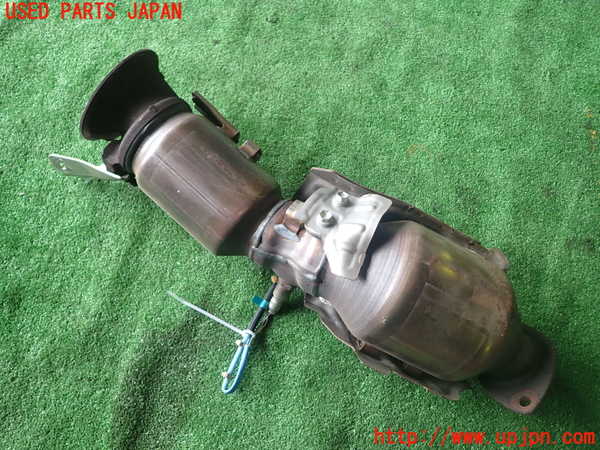 1UPJ-9241352661]レクサス・IS200t(ASE30)触媒1 中古_2
