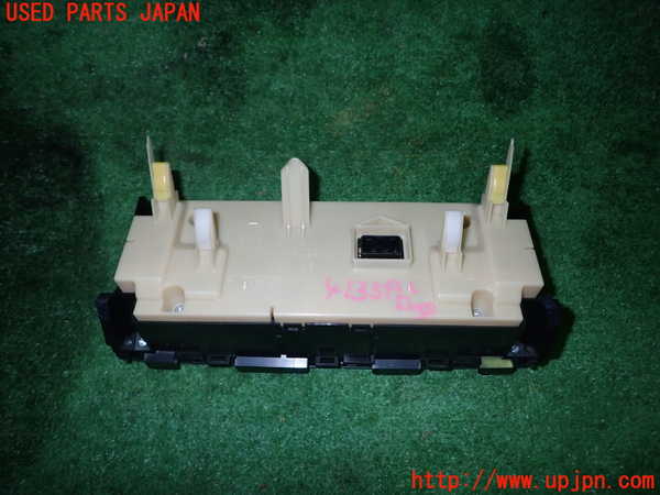1UPJ-9241356066]レクサス・IS200t(ASE30)エアコンスイッチ1 中古_2