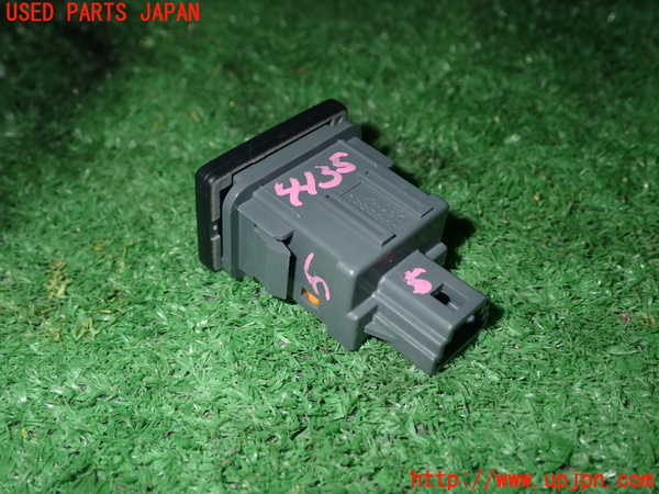 1UPJ-9241356310]レクサス・IS200t(ASE30)スイッチ5 中古_3