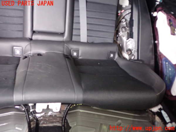 1UPJ-9241357385]レクサス・IS200t(ASE30)リアシート 中古_4