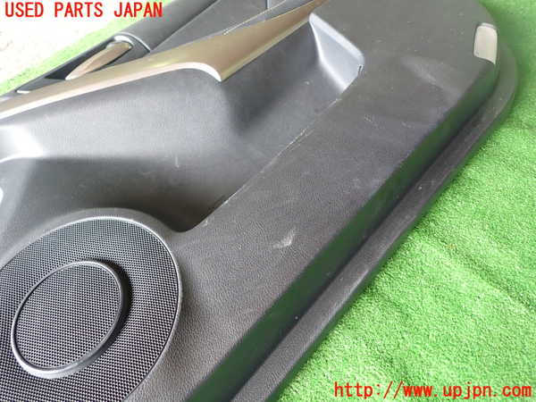 1UPJ-9241351234]レクサス・IS200t(ASE30)右前ドア内張り 中古_2