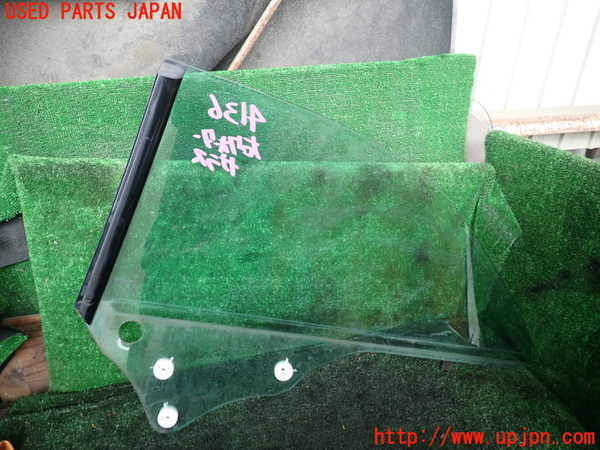 1UPJ-9241361380]ベンツ CLK350 カブリオレ(209456)(A209系)右クォーターガラス 中古(43R-001026 M251)_2